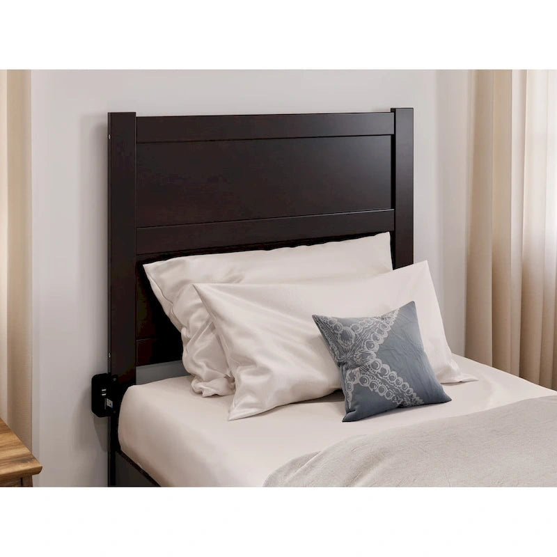 Platform Bed with Footboard